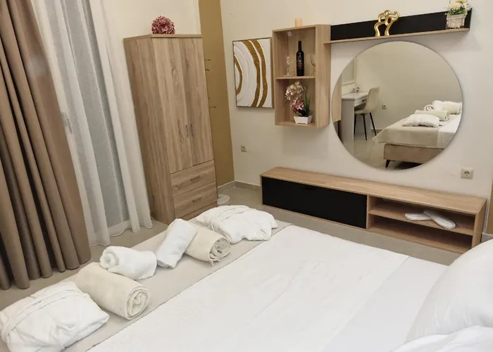 Rhodes Port Stories Daire Rhodes City